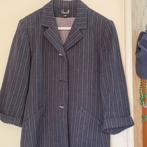 Pinstripe pantsuit Size 8 Navy blue